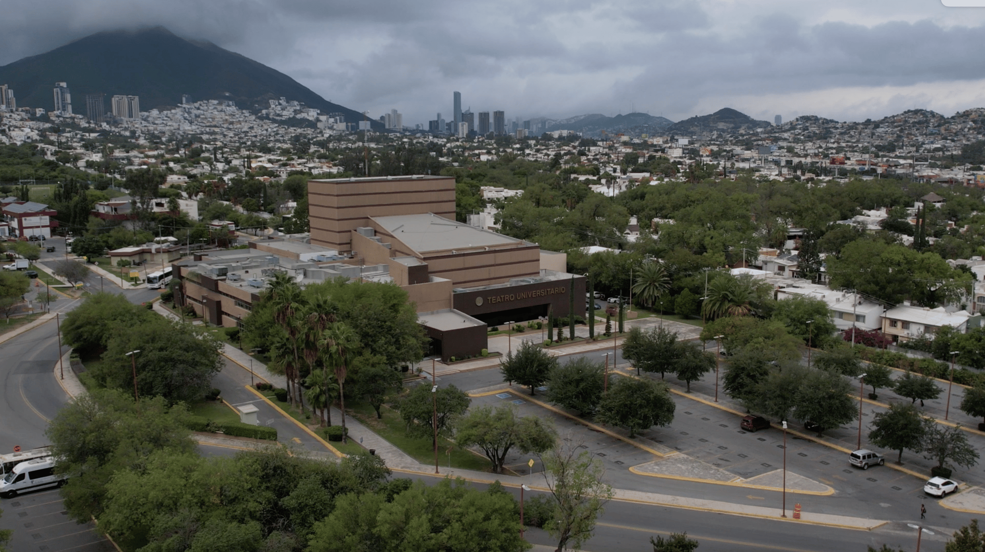 Mederos - Teatro Universitario